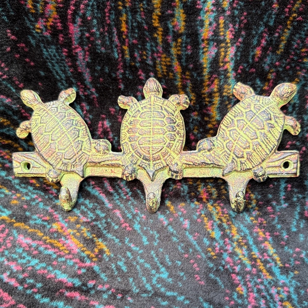 Cast Iron Turtle 3 Hook Wall Hanger Key Rack
